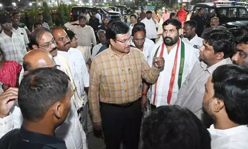 HYD: న‌ల్ల‌చెరువును ప‌రిశీలించిన హైడ్రా క‌మిష‌న‌ర్‌