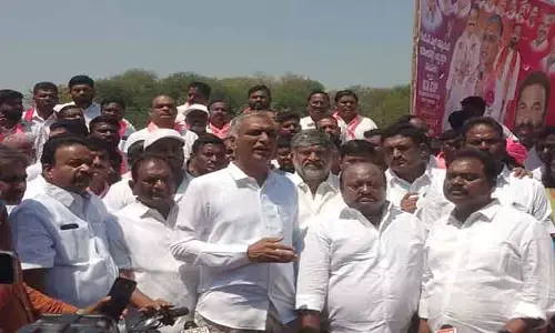 కాళేశ్వ‌రం పై సీఎం అబ‌ద్దాలు.. హ‌రీశ్ రావు విమ‌ర్శ‌లు