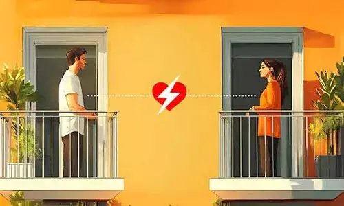 ప్రేమను పెంచుతున్న దూరం..! ఆధునిక జంటల్లో కొత్త ధోరణి