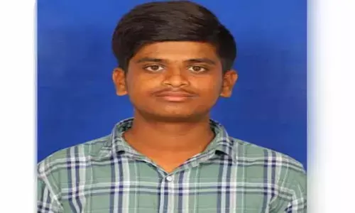 రోడ్డు ప్రమాదంలో యువకుడు మృతి