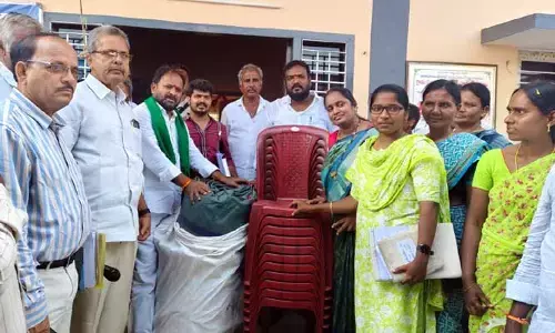 విప్పలమడకకు మహర్ధశ.. దత్తత తీసుకుంటానని ప్రకటించిన ఎమ్మెల్యే