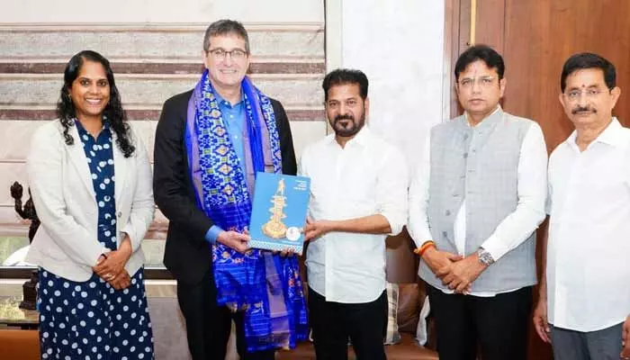 సీఎం రేవంత్ రెడ్డితో డెలావర్ గవర్నర్ భేటీ సీఎం రేవంత్ రెడ్డితో డెలావర్ గవర్నర్ భేటీ