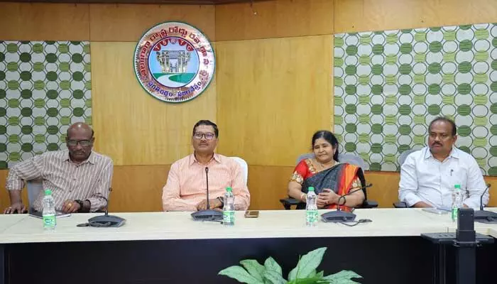 మహిళా దినోత్సవం.. ఆర్టీసీ ఎండి నాగిరెడ్డి కీలక వ్యాఖ్యలు మహిళా దినోత్సవం.. ఆర్టీసీ ఎండి నాగిరెడ్డి కీలక వ్యాఖ్యలు