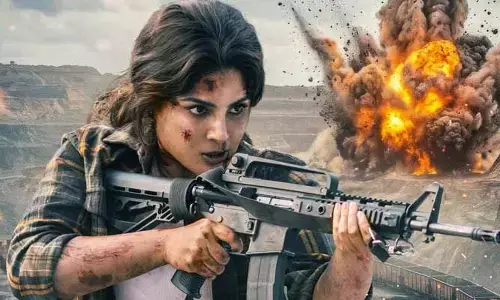 సంయుక్త మీనన్ ఉగ్రరూపం.. ‘ది బ్లాక్ గోల్డ్’ నుండి పవర్ ఫుల్ పోస్టర్ అవుట్!