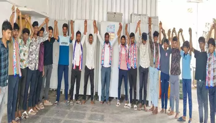 విద్యాశాఖ మంత్రిని నియమించి బడ్జెట్ ను కేటాయించాలి : రాష్ట్ర అధ్యక్షుడు కృష్ణ యాదవ్ విద్యాశాఖ మంత్రిని నియమించి బడ్జెట్ ను కేటాయించాలి : రాష్ట్ర అధ్యక్షుడు కృష్ణ యాదవ్