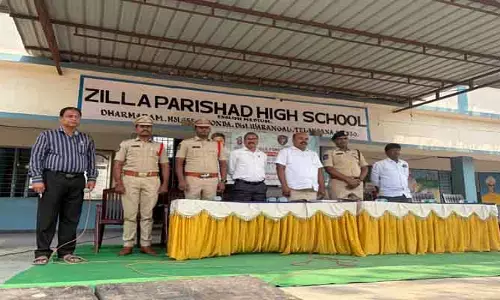 మాద‌క ద్ర‌వ్యాల ర‌హిత స‌మాజాన్ని స్థాపించాలి : డీఎస్పీ ర‌మేష్