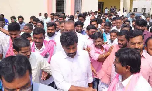 వారసత్వాల ద్వారా రాజకీయాల్లోకి రాలేదు.. బాల్క‌సుమ‌న్ సంచ‌ల‌న వ్యాఖ్య‌లు
