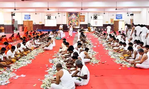యాదగిరిగుట్ట హుండీ కాసుల గలగల..
