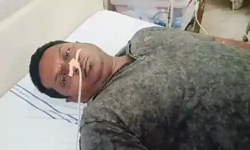 జిల్లా వ్యవసాయ శాఖ కార్యాలయంలో అటెండర్ ఆత్మహత్యాయత్నం