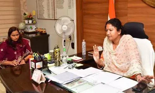 ప్రజాపాలన, ప్రభుత్వ పథకాలపై  ప్రజా ప్రతినిధులకు అవగాహన కల్పించాలి :   కలెక్టర్ చిత్రా మిశ్రా