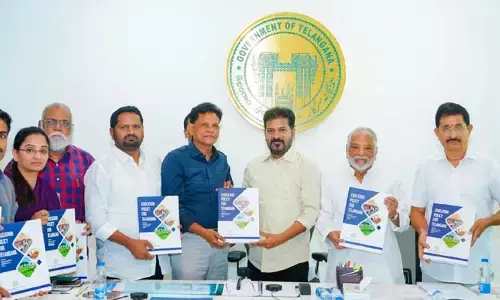 విద్యా సంస్కరణలా.. ఉపాధ్యాయులపై నిందలా?