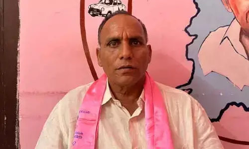 పెంచిన గ్యాస్ సిలిండర్ ధరలు తగ్గించాలి : బీఆర్ఎస్ మండ‌ల అధ్య‌క్షులు తాటికొండ సీత‌య్య