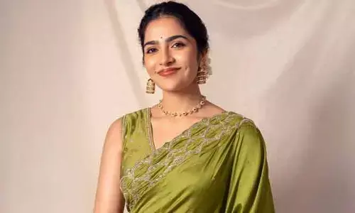 అదృష్టం అంటే ఈమెదే.. పాన్ ఇండియా సినిమాలో చాన్స్ కొట్టేసిన రుక్మిణి వసంత్!