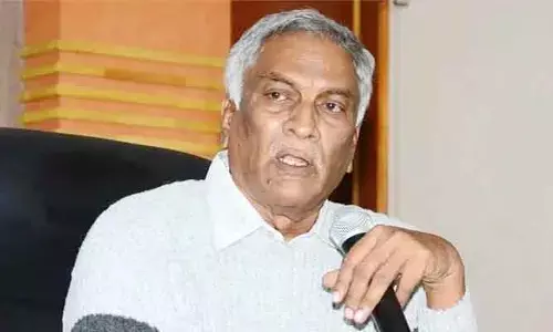 సినీ ఇండస్ట్రీలో పెద్ద దిక్కులు, పదవులు ఉండవు: తమ్మారెడ్డి భరద్వాజ సెన్సేషనల్ కామెంట్స్