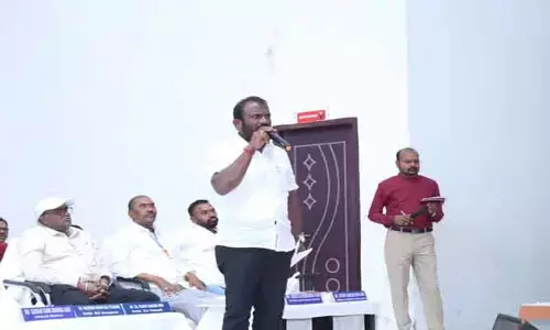 పారిశుద్ధ్యం, నీటి సరఫరా,  వీధి దీపాల సమస్యలను పరిష్కారిస్తాం