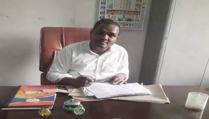 మార్చి 12న సర్పంచ్ లకు ఓరియెంటేషన్ శిక్షణ : ఎంపీడీఓ జయరాం విజయ్ మార్చి 12న సర్పంచ్ లకు ఓరియెంటేషన్ శిక్షణ : ఎంపీడీఓ జయరాం విజయ్