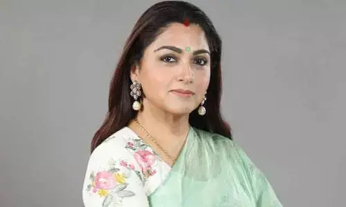 యంగ్ హీరోయిన్లే మాకు పాఠాలు నేర్పిస్తున్నారు: ఖుష్బూ