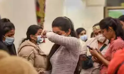 గల్ఫ్‌లో చిక్కుకున్న 400 మంది తెలుగువాళ్లు.. త్వరగా తీసుకొచ్చేందుకు చర్యలు