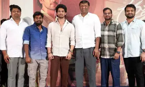 మేము సంవత్సరానికి ఒక హిట్ తీయడానికి కష్టపడుతున్నాం.. ప్రెస్ మీట్‌లో నిర్మాత వైరల్ కామెంట్స్