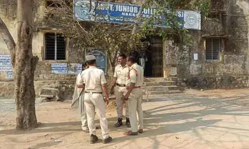 ఒక్క విద్యార్థి కోసం 5 మంది ఉద్యోగులతో భద్రత