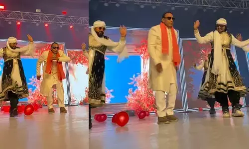 మల్లారెడ్డి మార్క్ డ్యాన్స్: దురంధర్ పాటకు స్టెప్పులేసిన మాజీ మంత్రి!