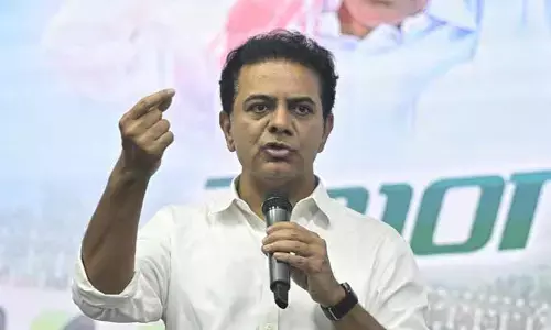 కేసీఆర్ కిట్‌కు రాహుల్ గాంధీ పేరు పెట్టండి: సర్కార్‌కు కేటీఆర్ సూచన