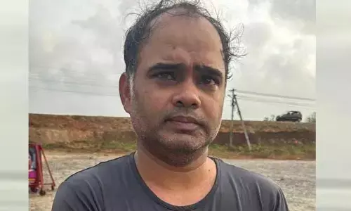 సీఎం చంద్రబాబు ఇంటి వద్ద వ్యక్తి ఆత్మహత్యాయత్నం