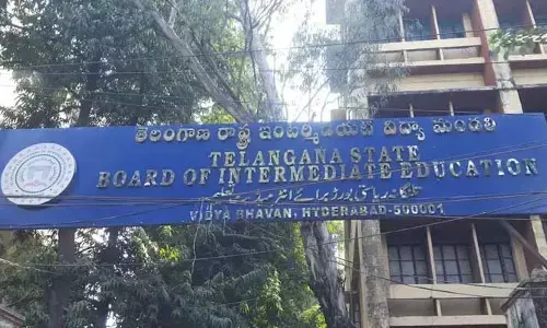 ఇంటర్ బోర్డు విలీనం గందరగోళం.. విద్యాశాఖలో కీలక అధికారి తీరు వివాదం