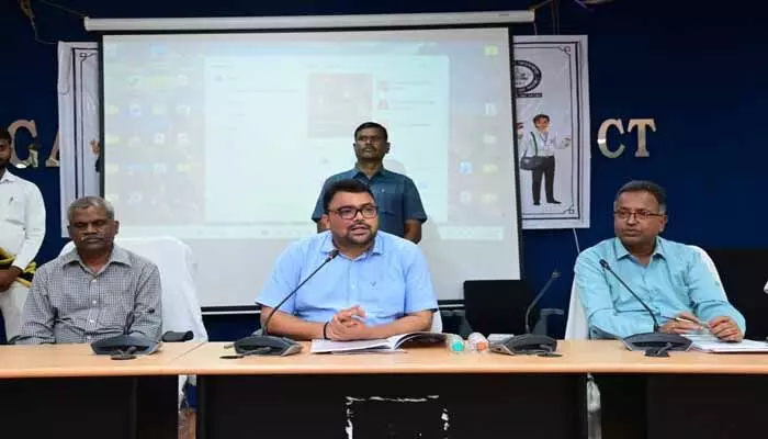 దేశాభివృద్ధికి జనగణన పక్కాగా నిర్వహించాలి : కలెక్టర్ బాదావత్ సంతోష్ దేశాభివృద్ధికి జనగణన పక్కాగా నిర్వహించాలి : కలెక్టర్ బాదావత్ సంతోష్