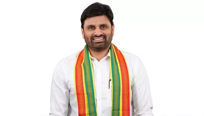 Drugs Case: టీడీపీ ఎంపీ పుట్టా మహేశ్కు స్టేషల్ బెయిల్.. ప్రధాన కారణాలివే..! Drugs Case: టీడీపీ ఎంపీ పుట్టా మహేశ్కు స్టేషల్ బెయిల్.. ప్రధాన కారణాలివే..!