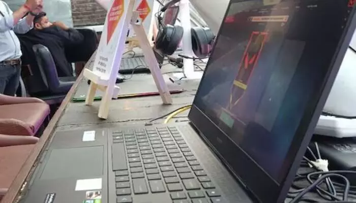 Computers: కంప్యూటర్లు కొనడం కష్టమే Computers: కంప్యూటర్లు కొనడం కష్టమే