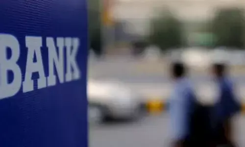 Banks: 11 ఏళ్లలో రూ.9.75 లక్షల కోట్ల రుణాలు రైటాఫ్ చేసిన బ్యాంకులు