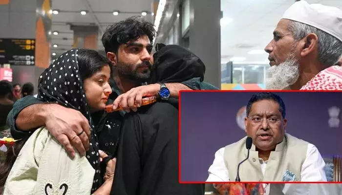 ఇరాన్లోని భారతీయులకు కేంద్రం అలర్ట్.. అనుమతి లేకుండా సరిహద్దులు దాటొద్దు ఇరాన్లోని భారతీయులకు కేంద్రం అలర్ట్.. అనుమతి లేకుండా సరిహద్దులు దాటొద్దు