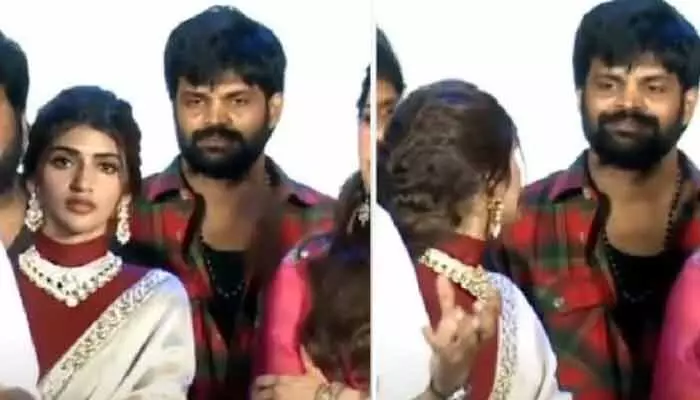 శ్రీలీలపై ట్రోలింగ్స్.. అసలు ఏం జరిగిందో క్లారిటీ ఇచ్చిన నటుడు మహేశ్ శ్రీలీలపై ట్రోలింగ్స్.. అసలు ఏం జరిగిందో క్లారిటీ ఇచ్చిన నటుడు మహేశ్