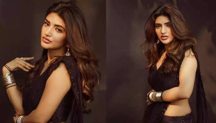 ‘‘ఇచ్చిపడేసే గోత్రం.. ఇరగదీసే నక్షత్రం’’.. ట్రోలర్స్కు శ్రీలీల స్ట్రాంగ్ కౌంటర్! ‘‘ఇచ్చిపడేసే గోత్రం.. ఇరగదీసే నక్షత్రం’’.. ట్రోలర్స్కు శ్రీలీల స్ట్రాంగ్ కౌంటర్!