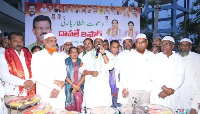 నిబద్ధత, క్రమశిక్షణ తో పని చేయండి భవిష్యత్ తరాలకు ఆదర్శంగా నిలవండి నిబద్ధత, క్రమశిక్షణ తో పని చేయండి భవిష్యత్ తరాలకు ఆదర్శంగా నిలవండి
