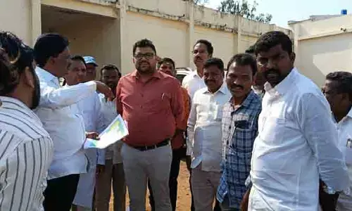 కల్వకుర్తిలో 100 పడకల ఆసుపత్రి పనులపై కలెక్టర్ పరిశీలన