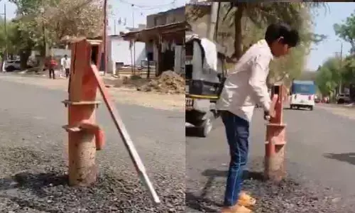 సీఎం ప‌ర్య‌ట‌న‌..బోరింగ్ తీయకుండా రోడ్డు వేసిన అధికారులు