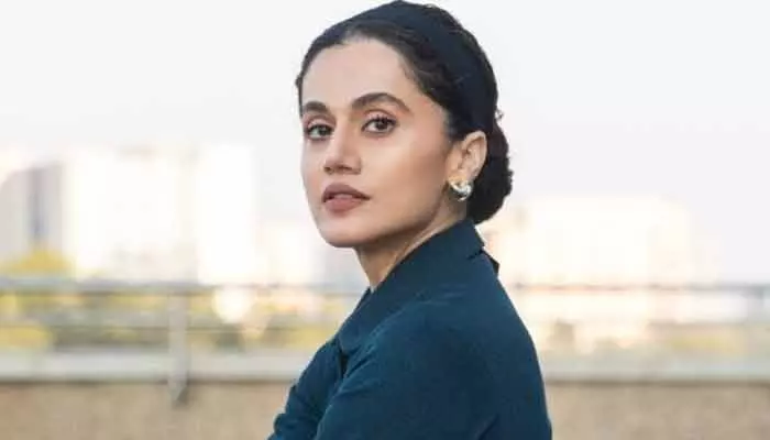 అలాంటి సినిమాలు చేయడానికి హీరోలు భయపడుతున్నారు.. తాప్సీ పన్ను సెన్సేషనల్ కామెంట్స్ అలాంటి సినిమాలు చేయడానికి హీరోలు భయపడుతున్నారు.. తాప్సీ పన్ను సెన్సేషనల్ కామెంట్స్