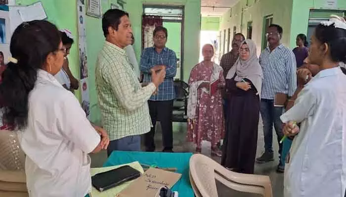 పిల్లలందరూ కోలుకుంటున్నారు : DMHO సీతారాం పిల్లలందరూ కోలుకుంటున్నారు : DMHO సీతారాం