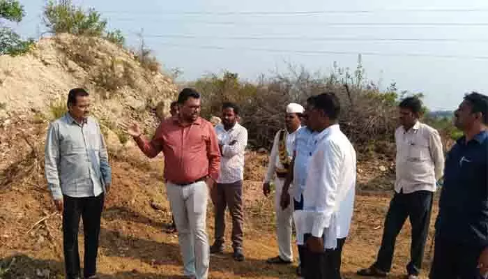 ఏటీసీ భవన నిర్మాణానికి స్థల పరిశీలన ఏటీసీ భవన నిర్మాణానికి స్థల పరిశీలన