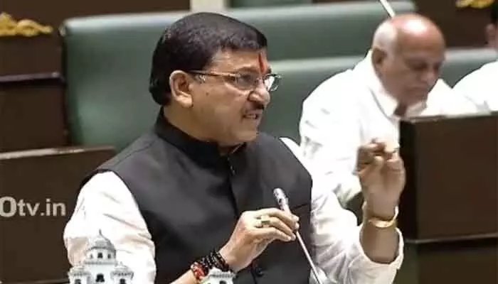 ఎర్ర జొన్న రైతులను ప్రభుత్వం ఆదుకోవాలి : ఎమ్మెల్యే పైడి రాకేష్ రెడ్డి ఎర్ర జొన్న రైతులను ప్రభుత్వం ఆదుకోవాలి : ఎమ్మెల్యే పైడి రాకేష్ రెడ్డి