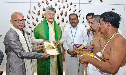 పున్నమి వెన్నెలలో రాములోరి పెళ్లి:  సీఎంకు టీటీడీ ఆహ్వానం