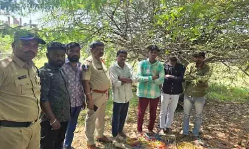 దొంగ‌తనం కేసులో న‌లుగురు అరెస్ట్