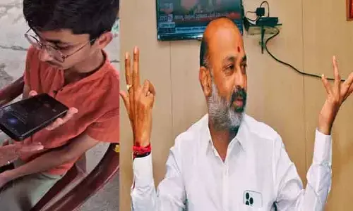 రాజీరెడ్డి కుటుంబ స‌భ్యుల‌తో ఫోన్ లో మాట్లాడిన బండి సంజ‌య్