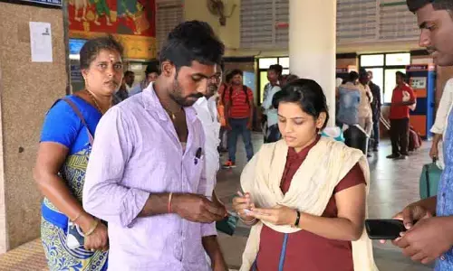 టికెట్ తనిఖీలో దక్షిణ మధ్య రైల్వే రికార్డు ఆదాయం