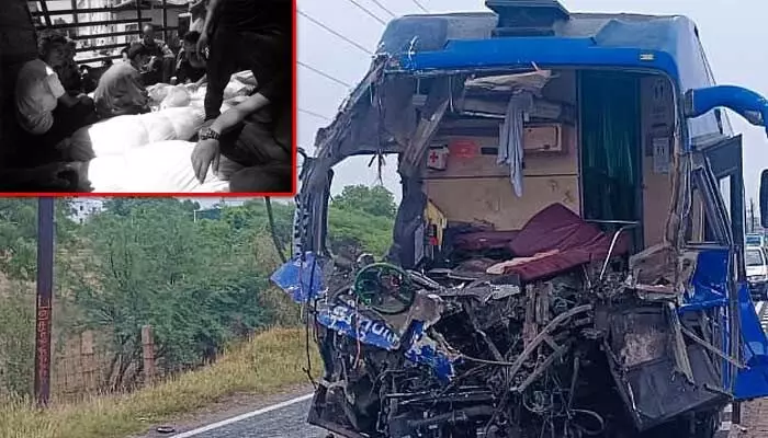 Big Breaking: రాష్ట్రంలో ఘోర రోడ్డు ప్రమాదం.. 8 మంది స్పాట్ డెడ్ Big Breaking: రాష్ట్రంలో ఘోర రోడ్డు ప్రమాదం.. 8 మంది స్పాట్ డెడ్