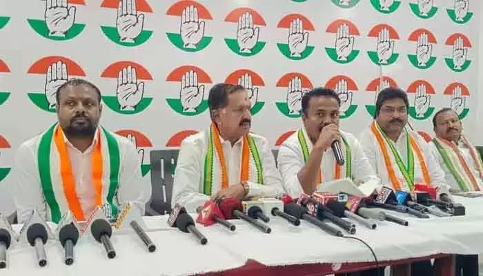 తమపై నమ్మకం ఉంచిన కాంగ్రెస్ పార్టీకి అండగా ఉంటాం తమపై నమ్మకం ఉంచిన కాంగ్రెస్ పార్టీకి అండగా ఉంటాం