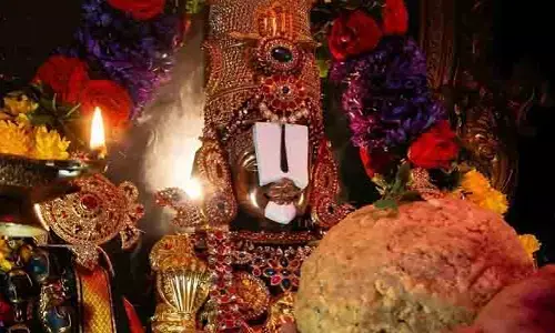 తిరుమలలో భారీగా పెరిగిన భక్తుల రద్దీ.. శ్రీవారి సేవలో సీఎం కుటుంబం