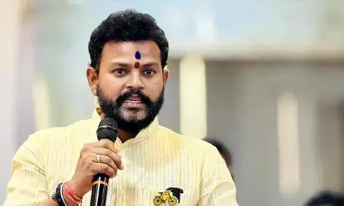 చాలా మంది ఎదురుచూపులకు తెర: రైల్వే నోటిఫికేషన్‌పై రామ్మోహన్ నాయుడు క్లారిటీ